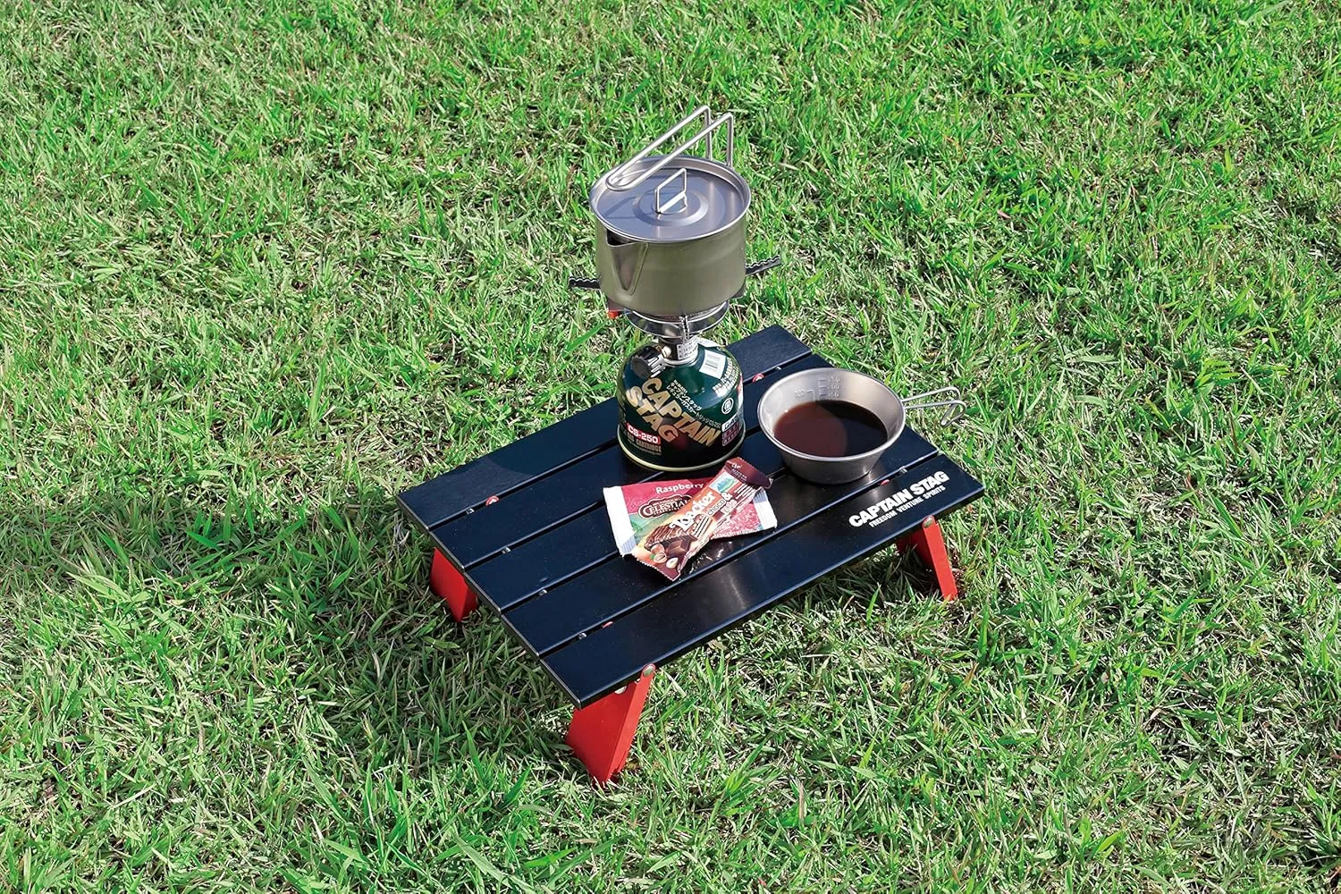 CAPTAIN STAG UC-520 Aluminum Roll Table for Camping, Barbecues, Compact, Black