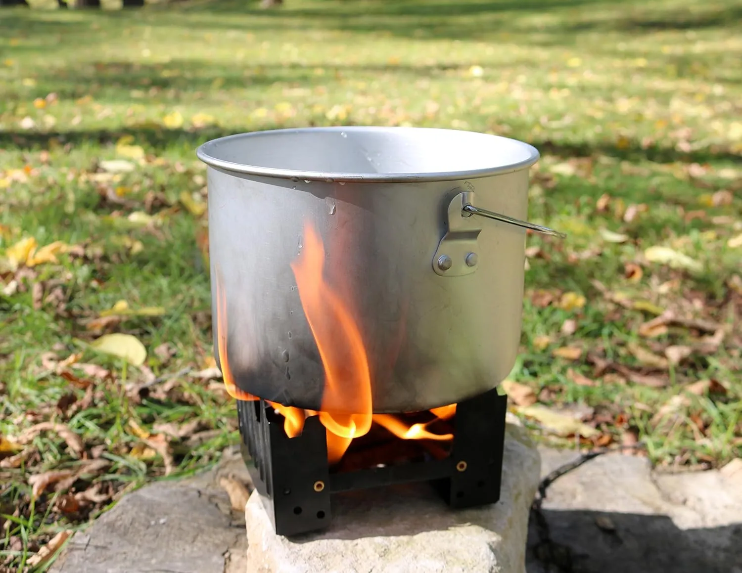 Esbit 1300-Degree Smokeless Solid 14g Fuel Tablets for Backpacking, Camping, and Emergency Prep