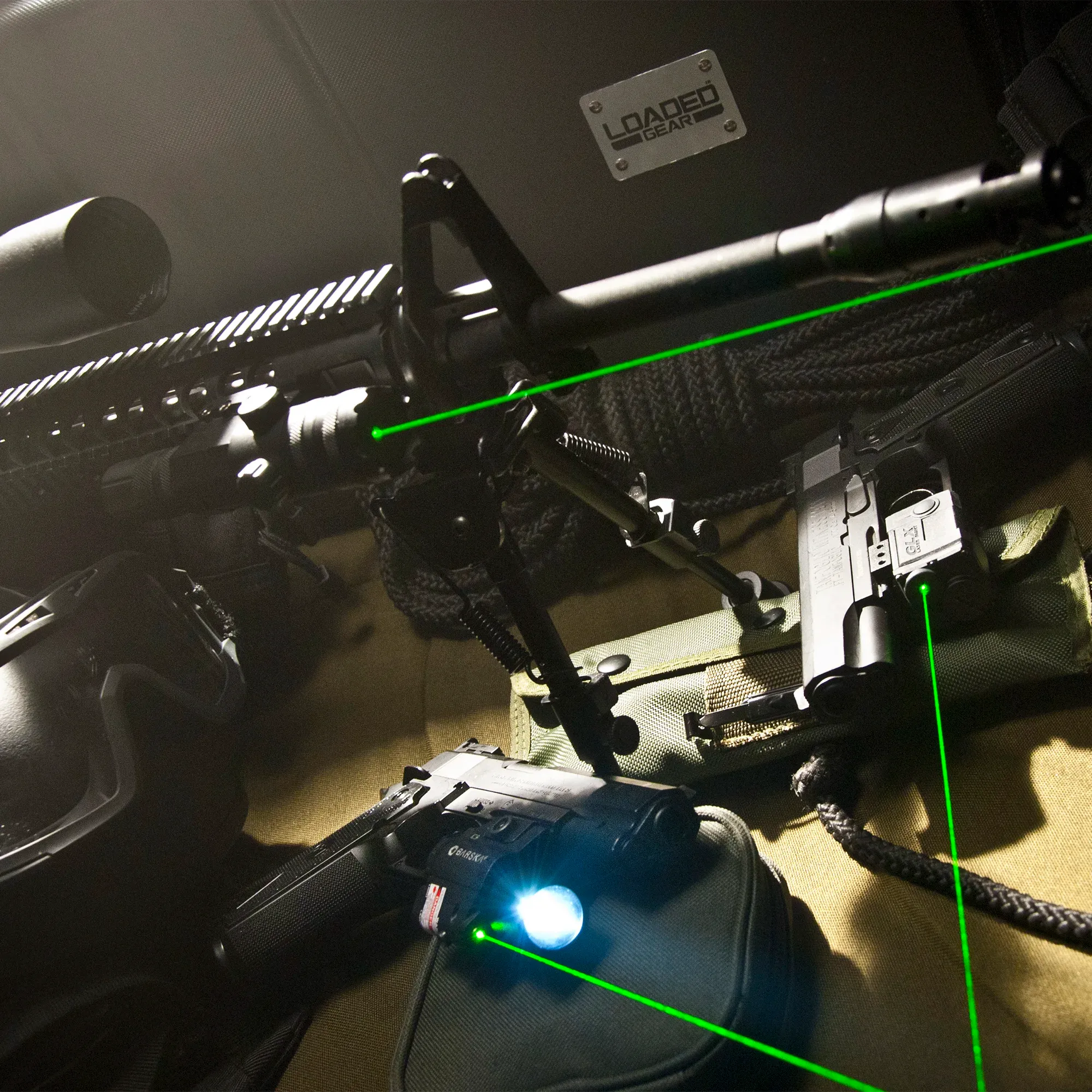 Green Laser with 200 Lumen Flashlight | AU12716