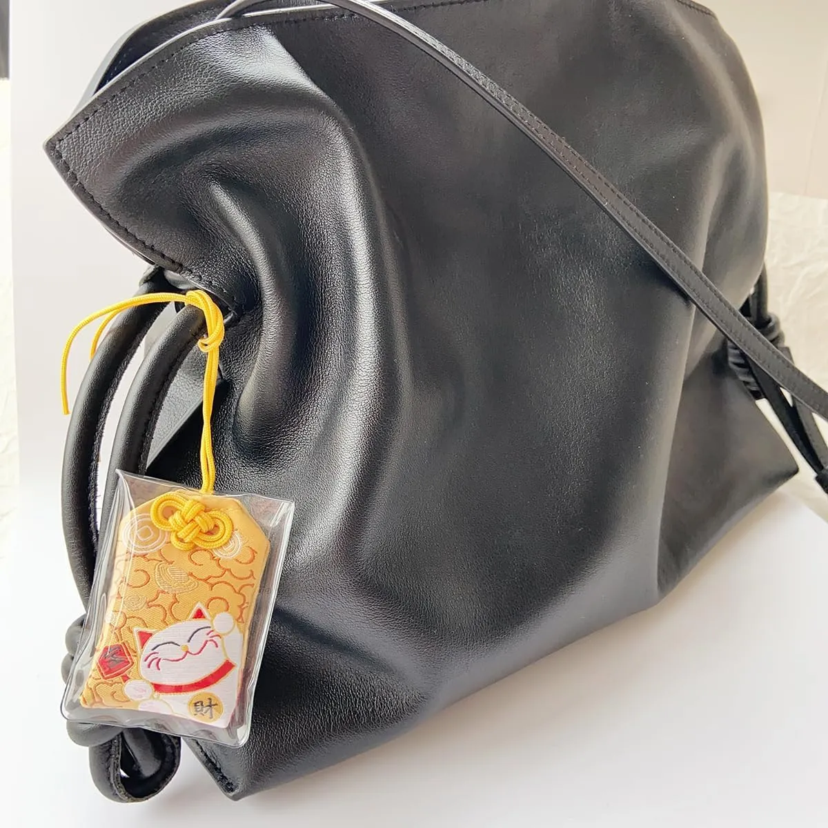Handmade Traditional Japanese Omamori Blessing Lucky Amulet for Good Wealth/Lucky Cat/Maneki Neko Hanging Fortune Bag Gifts for Women Men