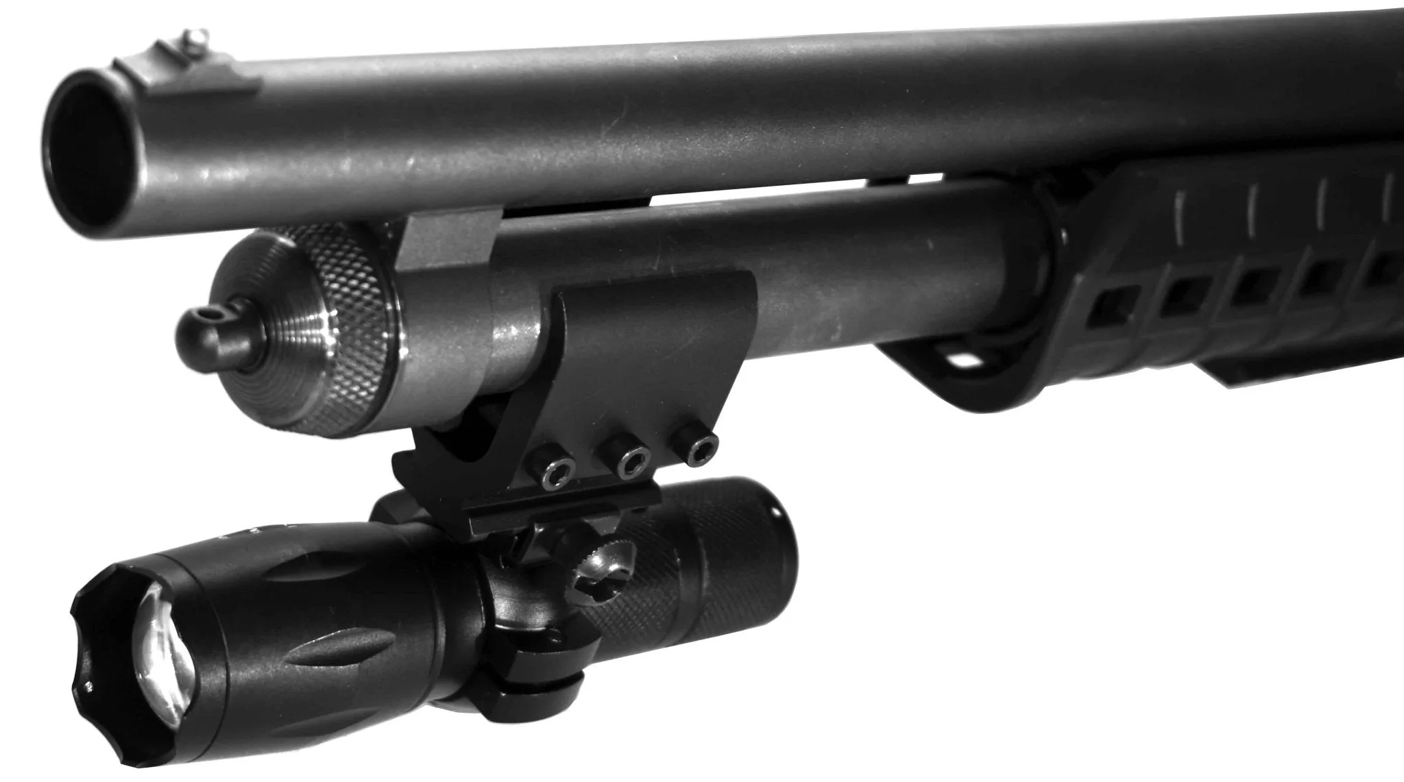 Mossberg maverick 88 20 gauge pump tactical flashlight with mount aluminum black hunting light.