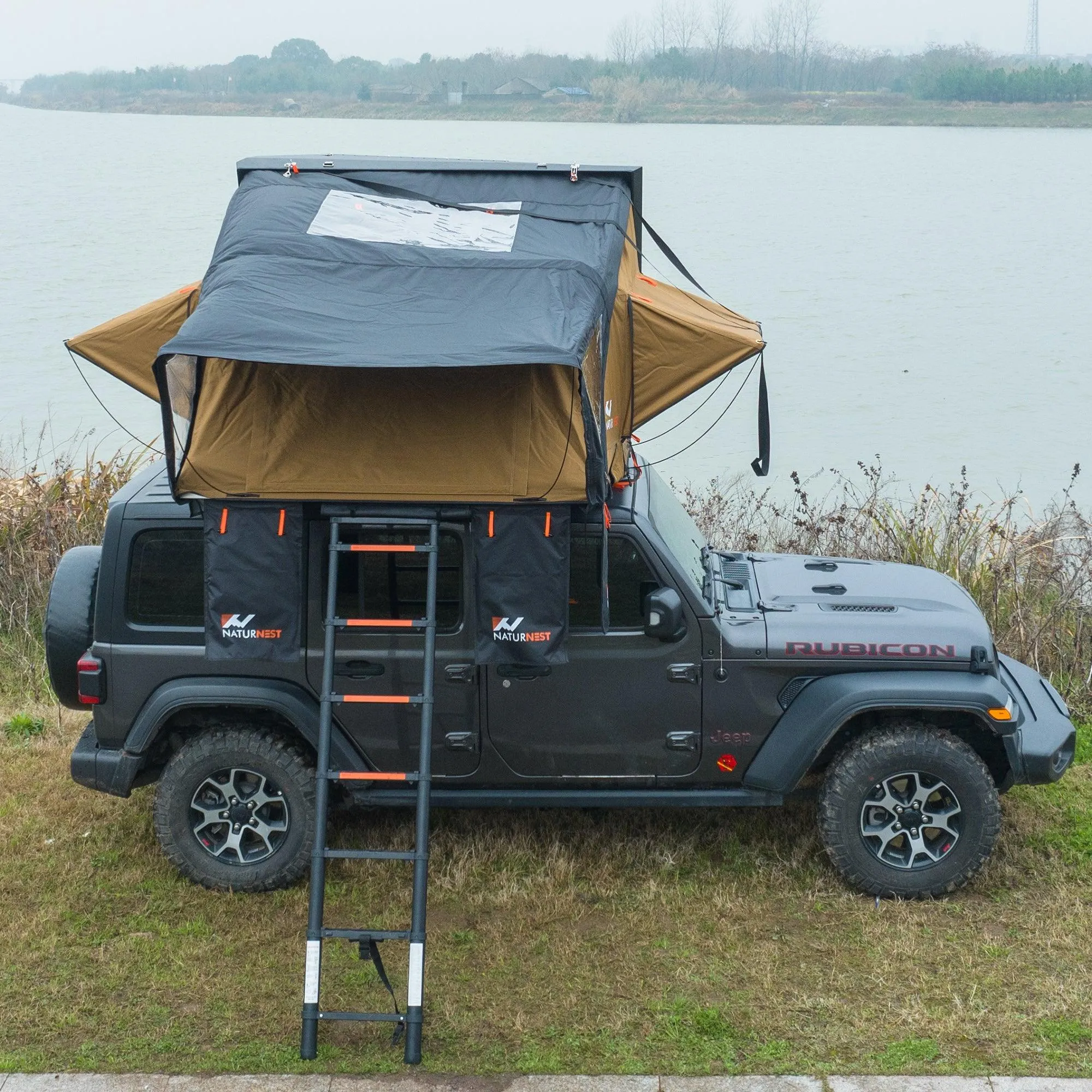 Naturnest Sirius 3 Clamshell Rooftop Tent