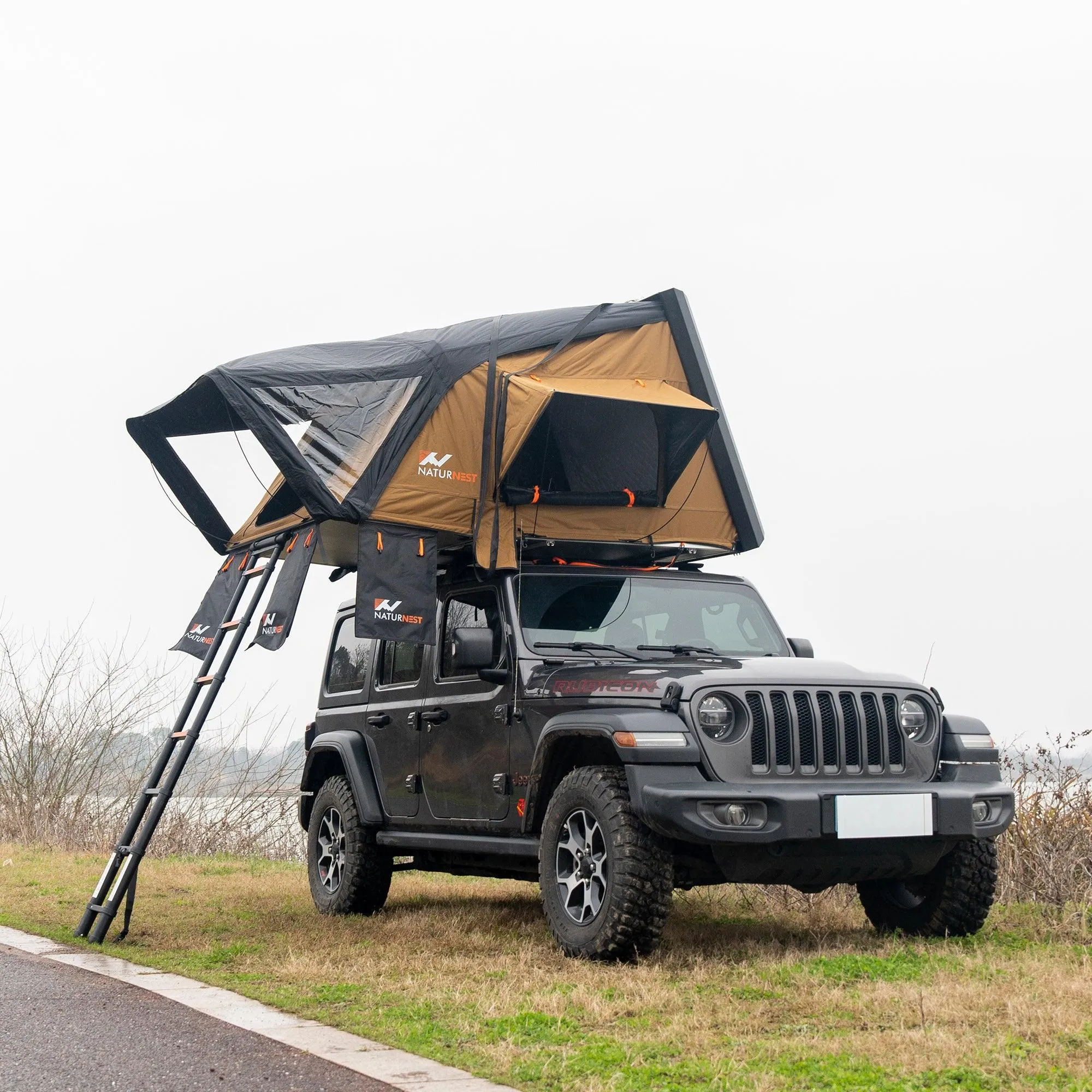 Naturnest Sirius 3 Clamshell Rooftop Tent