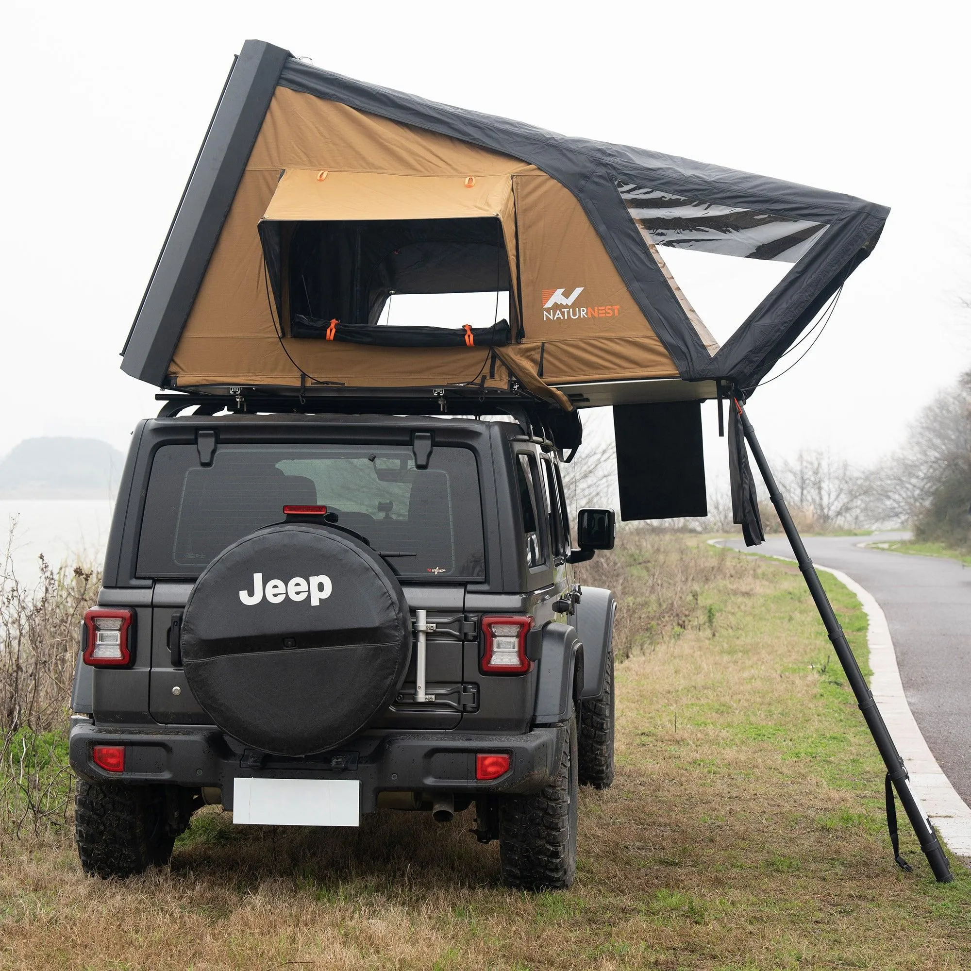 Naturnest Sirius 3 Clamshell Rooftop Tent