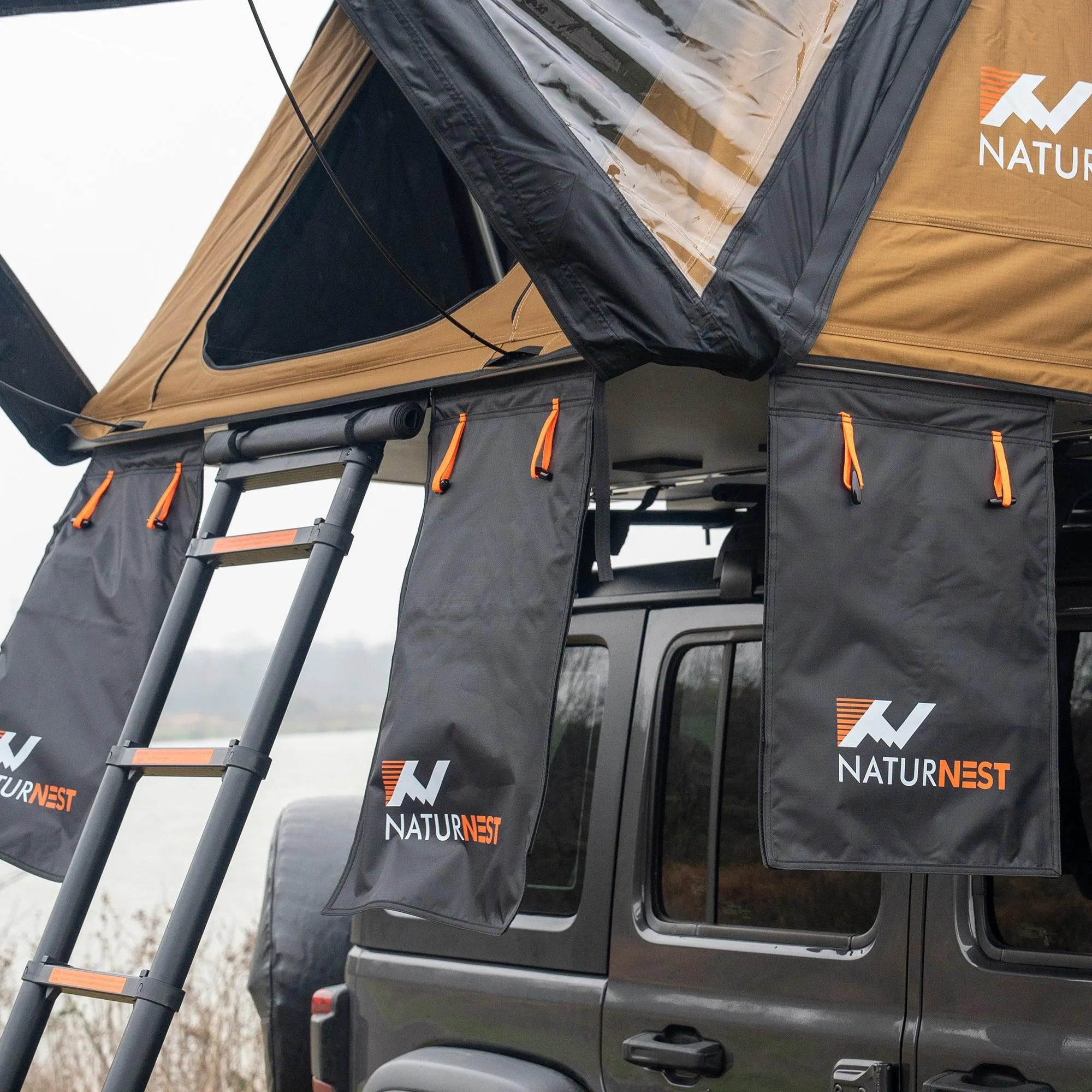Naturnest Sirius 3 Clamshell Rooftop Tent