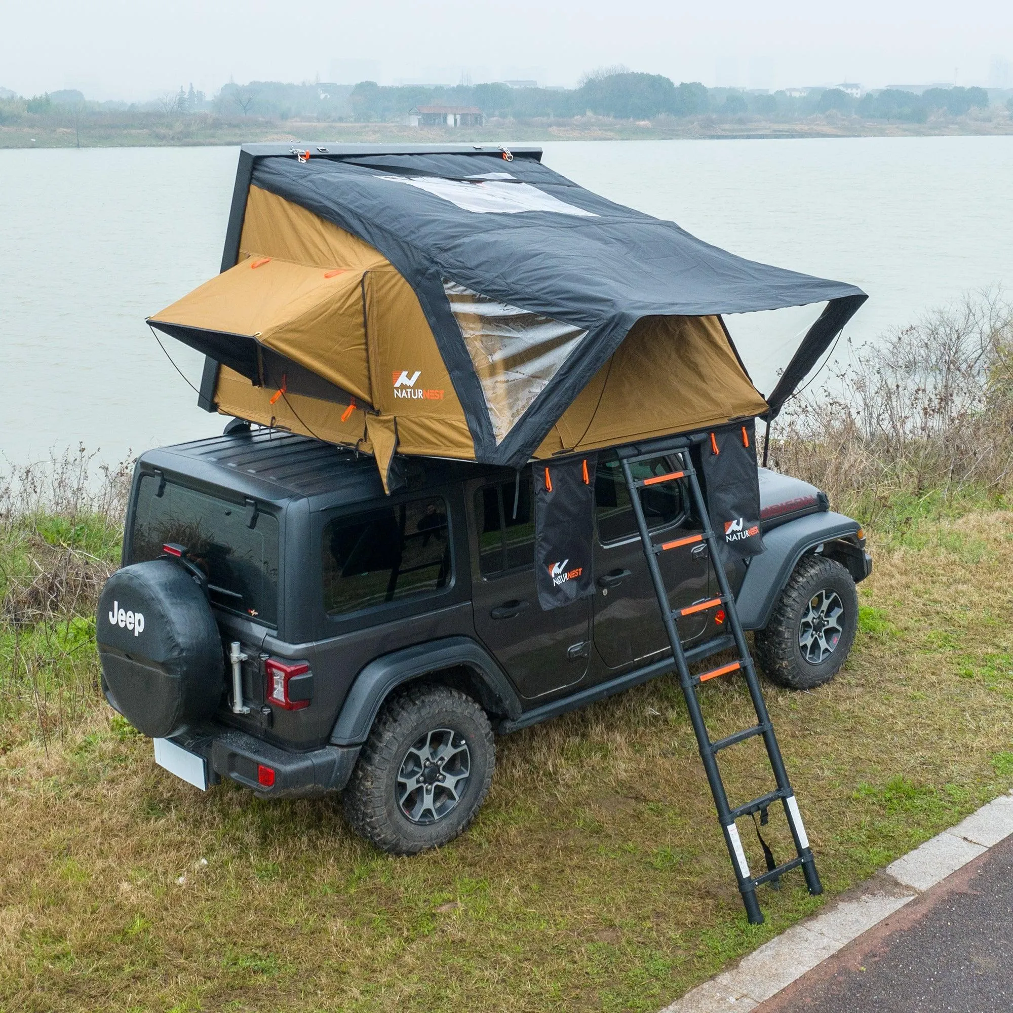Naturnest Sirius 3 Clamshell Rooftop Tent
