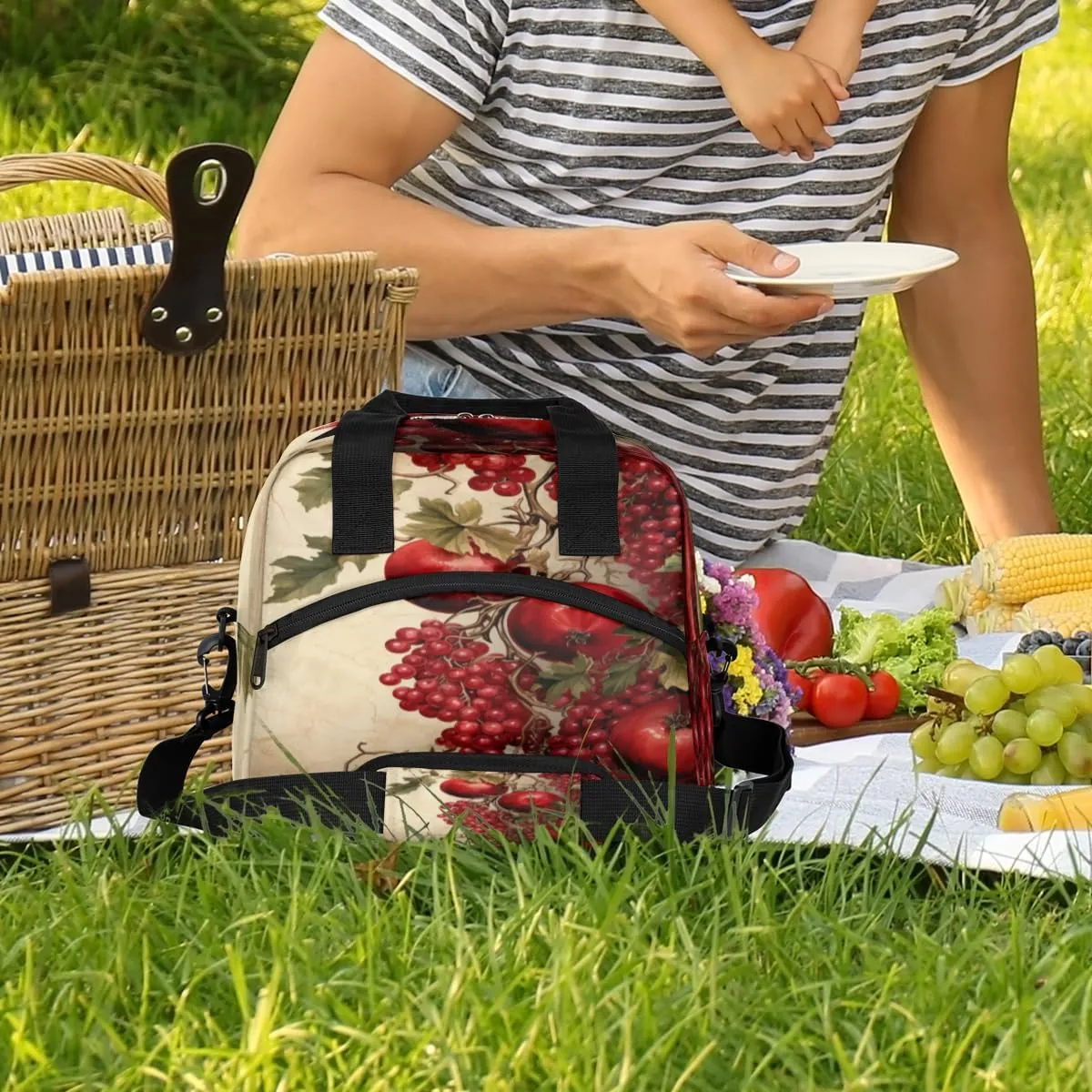Pomegranate Printed Lunch Bag for Women Men Reusable Insulated Lunch Box with Adjustable Shoulder Strap Portable Cooler Tote Bag for Office Work Picnic Travel