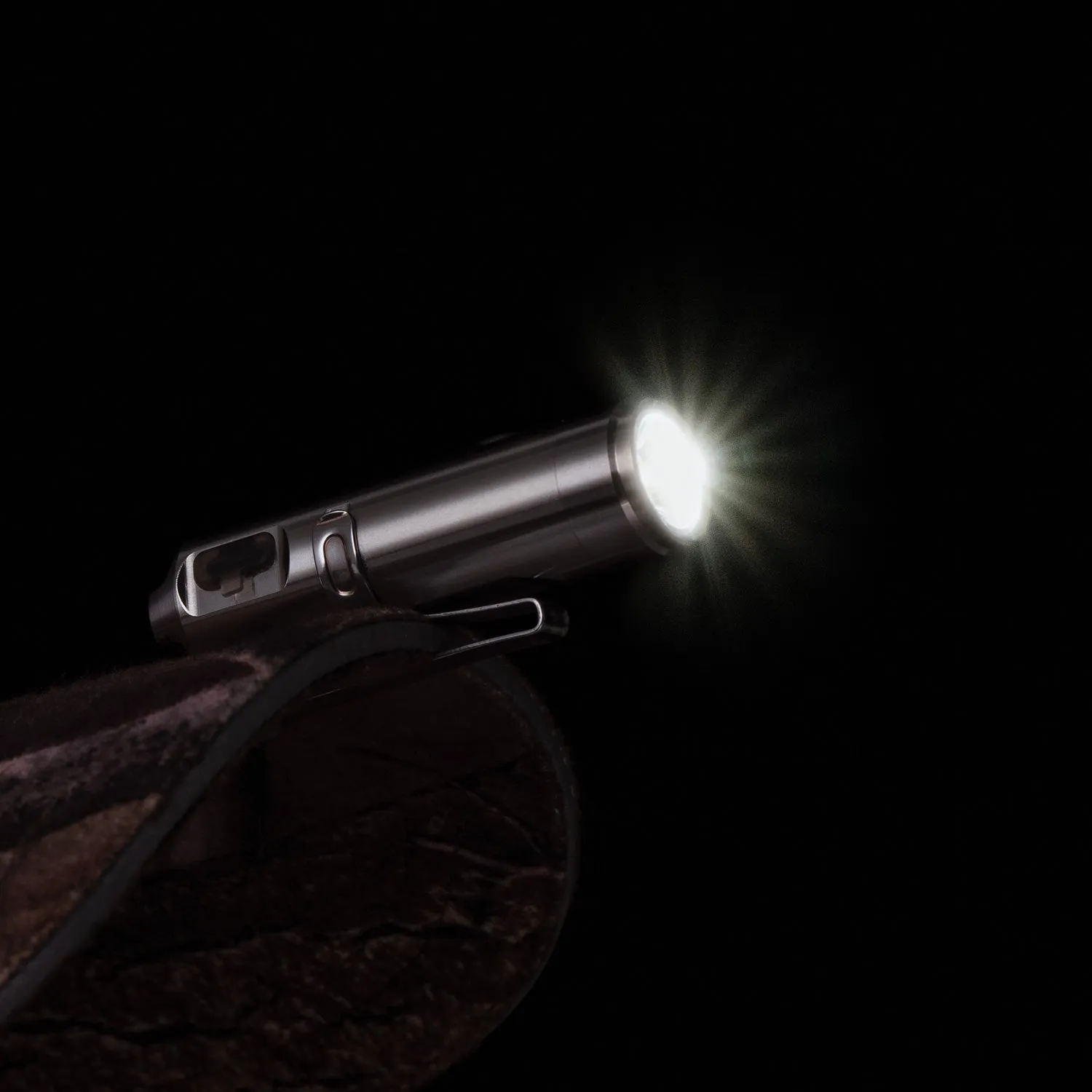 RovyVon Aurora A2x Stainless Steel LED Keychain Flashlight