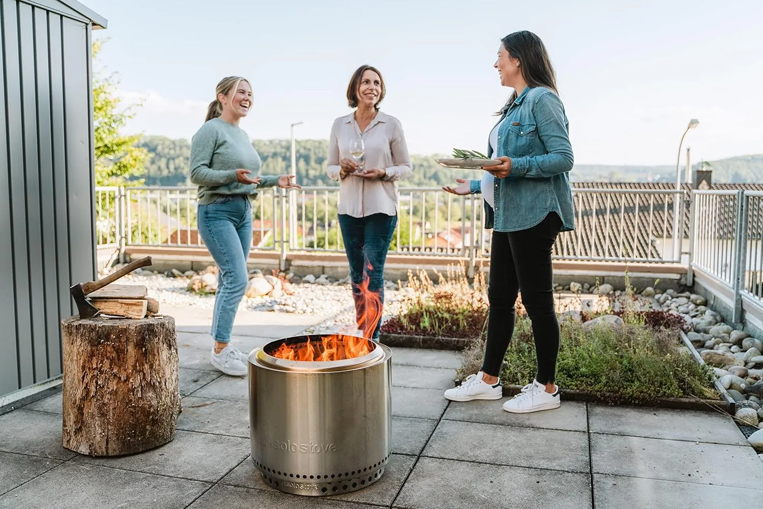 Solo Stove Bonfire Essential Bundle 2.0 | Incl. Smokeless Fire Pit, Stand, Lid, Camping Accessories, Portable for Wood Burning, Removable Ash Pan, Stainless Steel, H: 16.75in x Dia: 19.5in, 21.75lbs