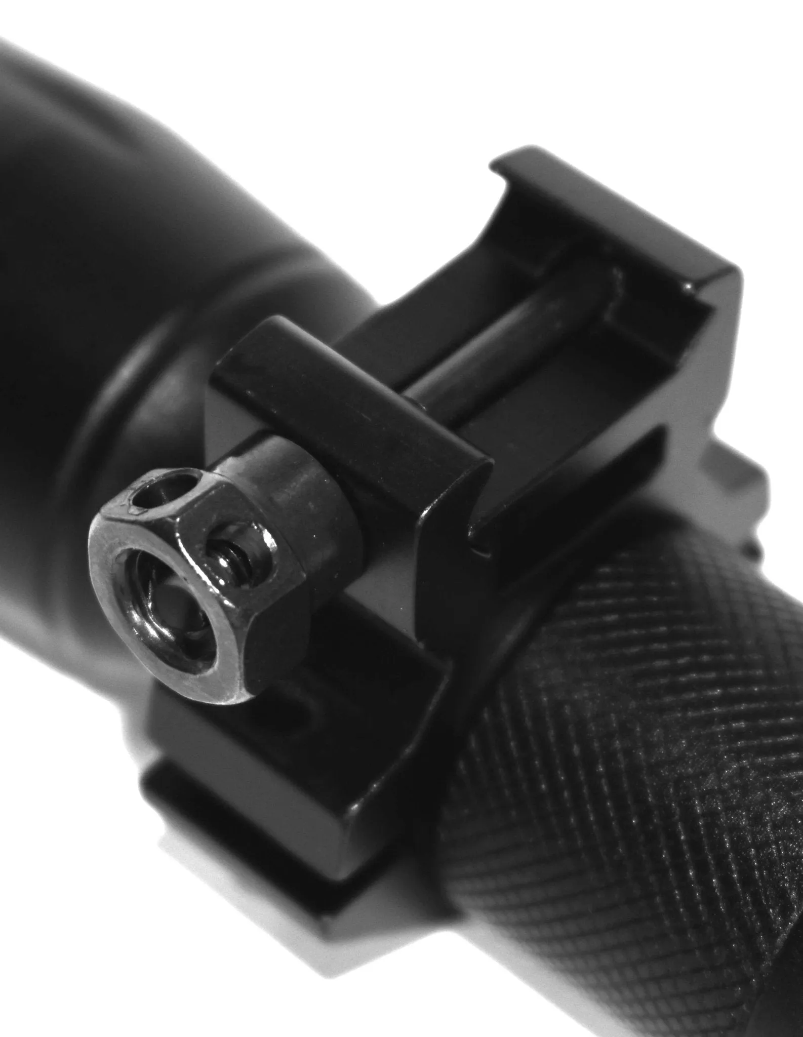 Tactical 1000 Lumen Flashlight with mount For Kimber Hunter Rifles.
