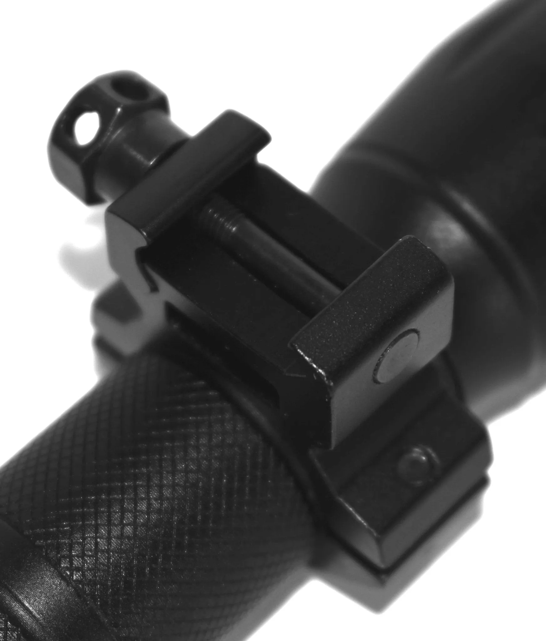 Tactical 1000 Lumen Flashlight with mount For Kimber Hunter Rifles.