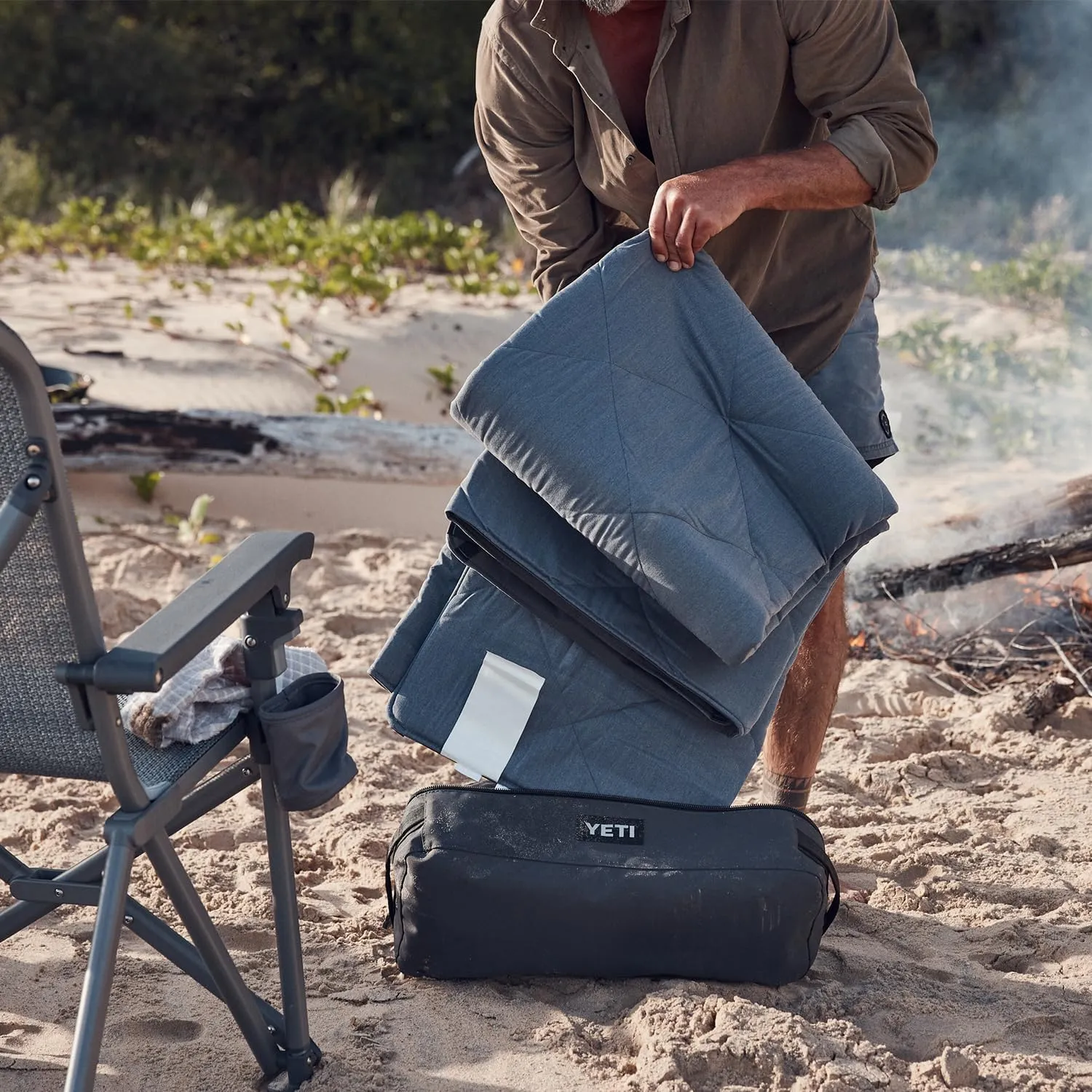 YETI Lowlands Blanket, Multi-Use Blanket with Travel Bag